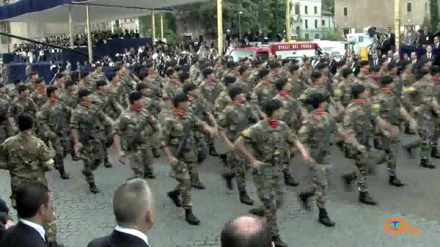 Festa della Repubblica – Parata 2 Giugno 2009 – www.HTO.tv